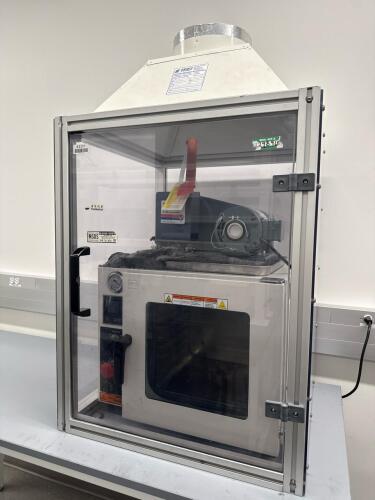 Welch 1399B-01 Vacuum Pump with Laboratory Vacuum Oven & Safety Enclosure