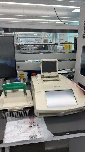 Bio-Rad C1000 Touch Thermal Cycler