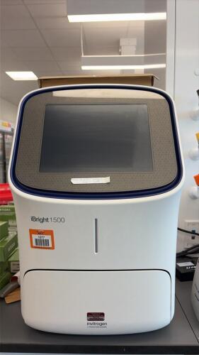 Invitrogen iBright FL1500 Imaging System