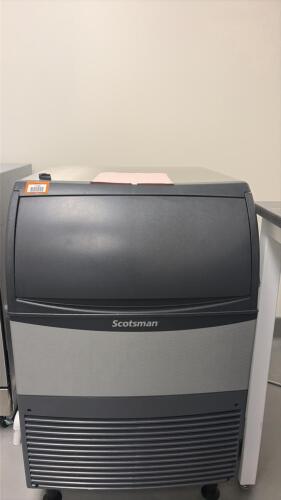 Scotsman UF424A-1A Undercounter Flake Ice Maker
